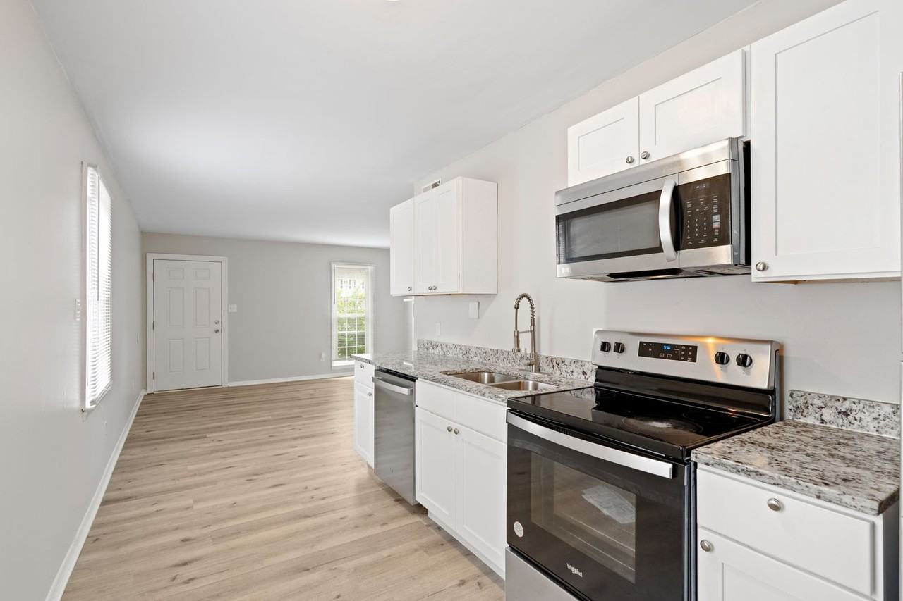 Welcome to Spice Ridge Apartments! - Photo 2 of 10