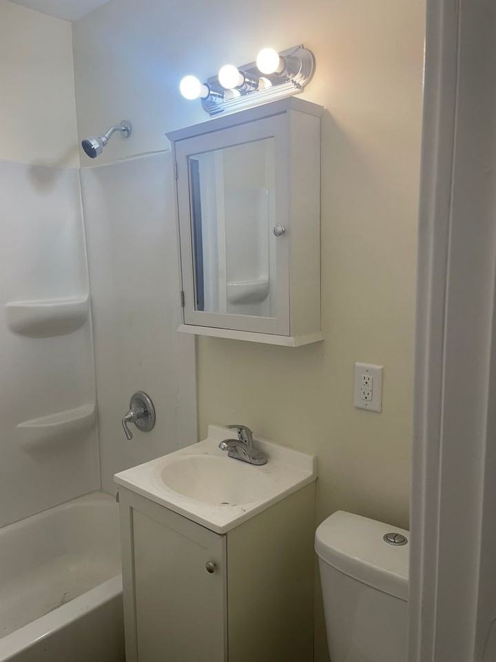 2259 Pennsylvania St - Photo 6 of 15