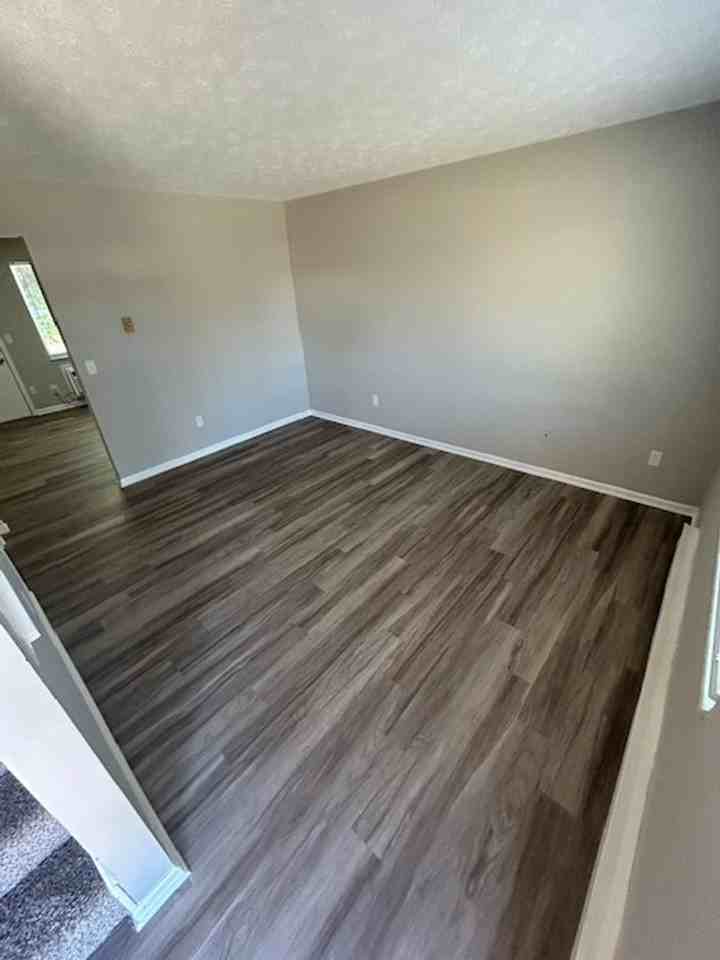 1205 Bunker Hill Rd #B - Photo 6 of 11