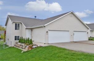 featured image of 1233 Winston Dr #1