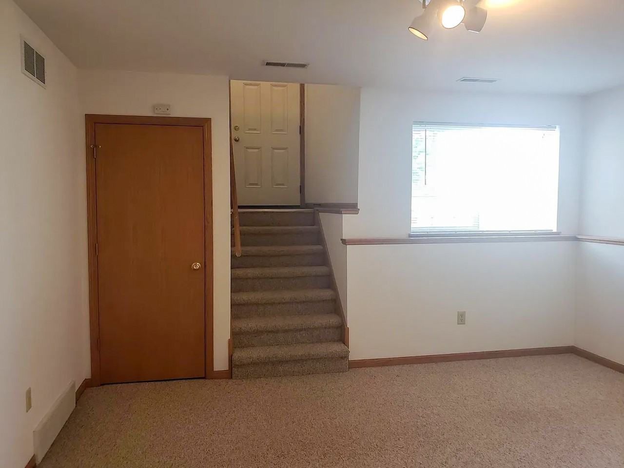 1233 Winston Dr #1 - Photo 7 of 10