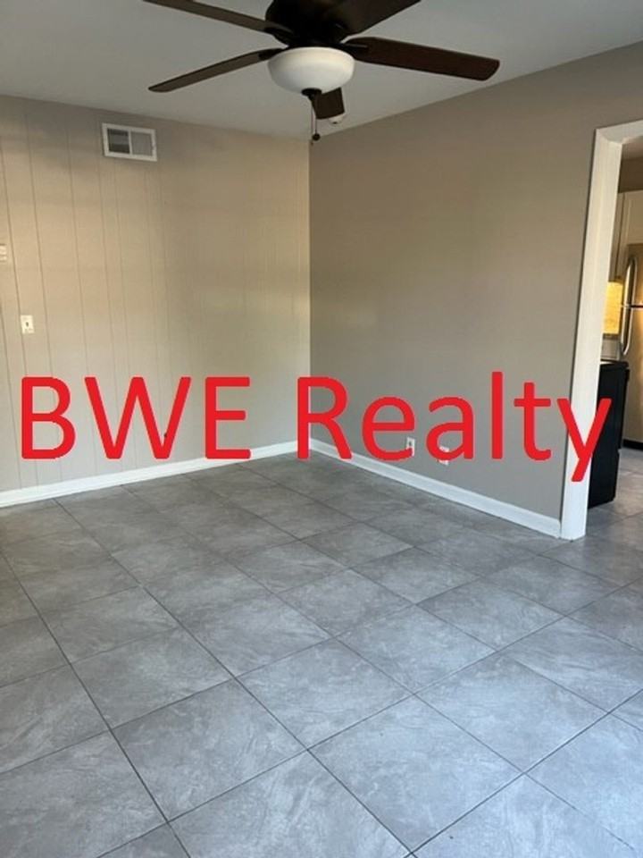 1100 W Main St #A10 - Photo 5 of 11