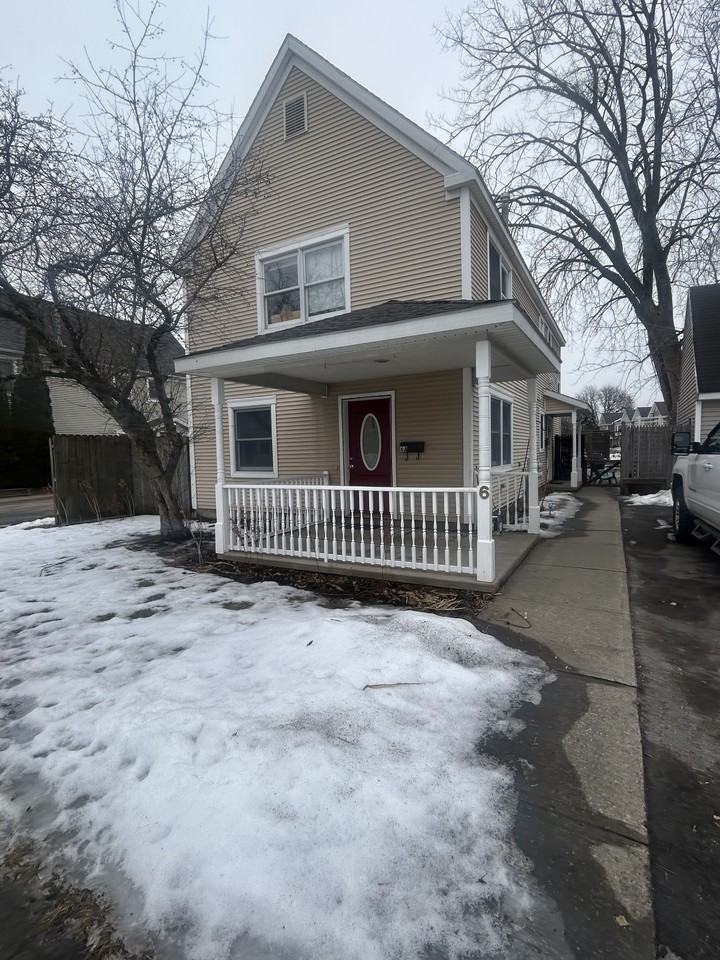 6 S Franklin St #1 - Photo 2 of 18