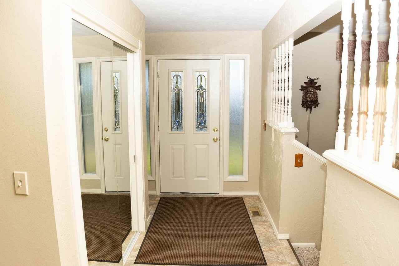 649 Brentwood Cir - Photo 3 of 27