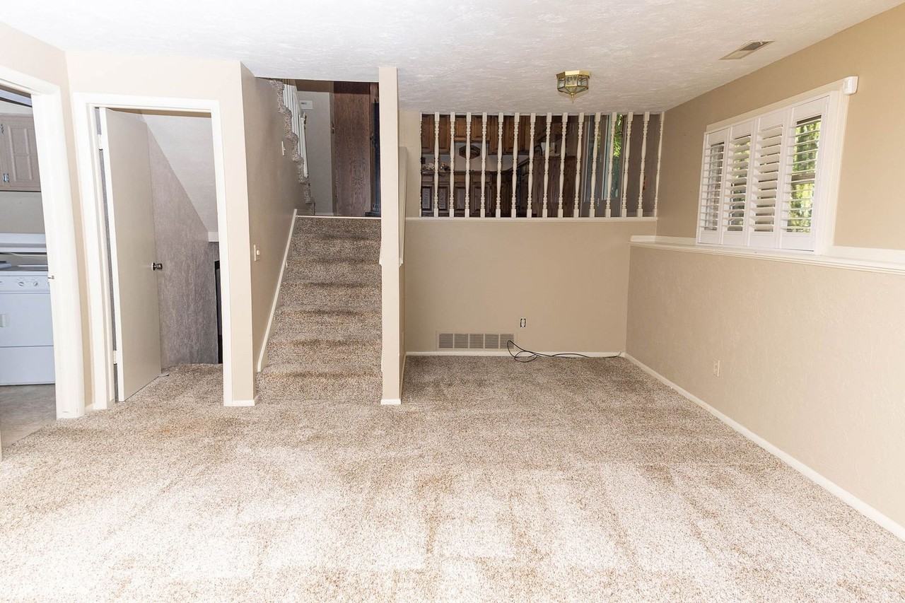 649 Brentwood Cir - Photo 7 of 27