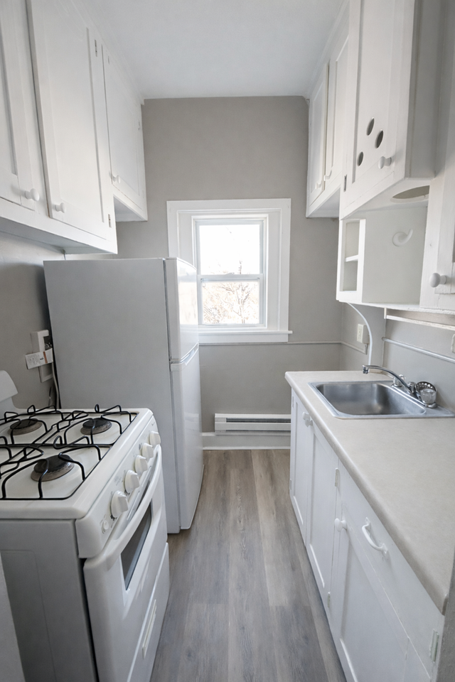 717 S Cedar Ave #5 - Photo 3 of 4