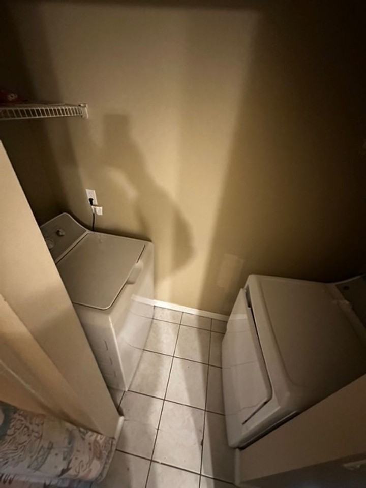 1290 Emerson St - Photo 5 of 18