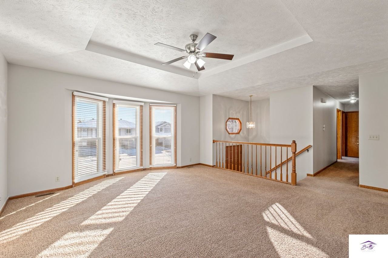 16614 Ehlers St - Photo 3 of 23