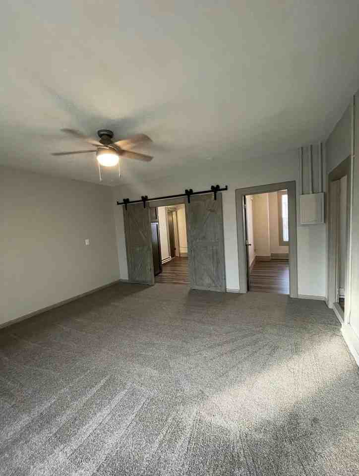 1108 Rose St - Photo 3 of 18