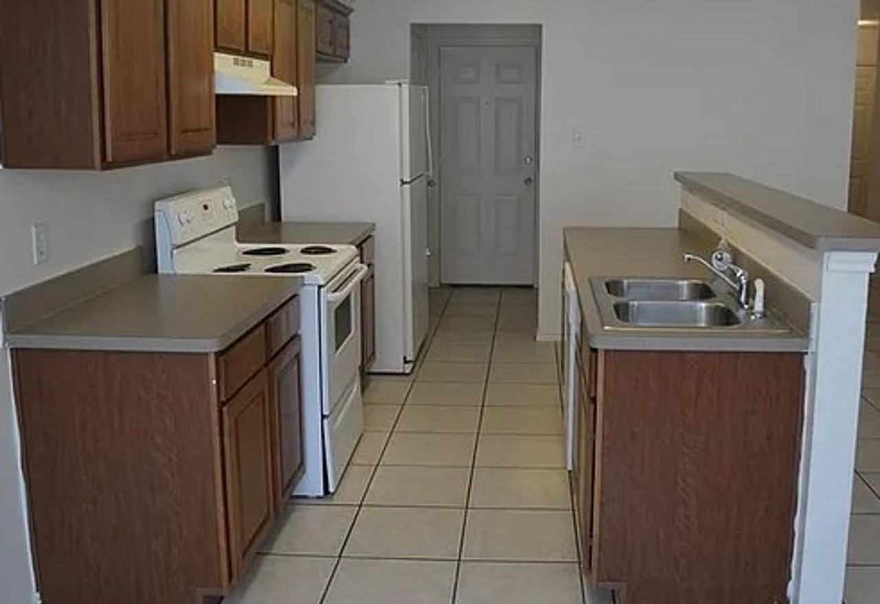 4510 Alamosa St - Photo 5 of 9