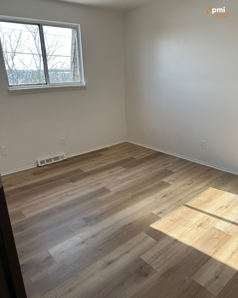 Hidden Village TownHomes - Photo 5 of 43