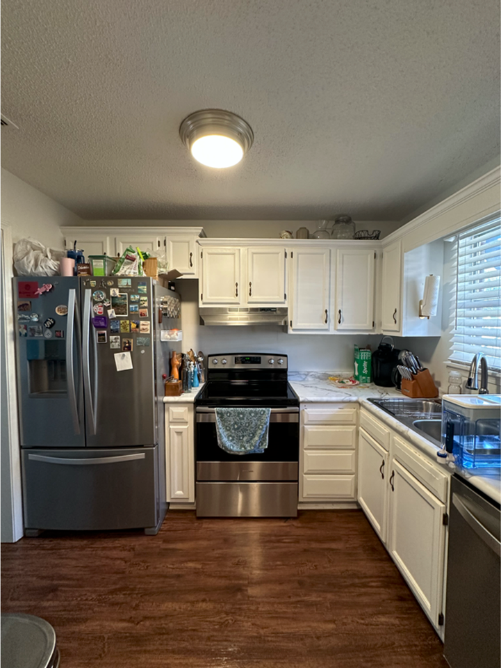 1688 Prince Ave - Photo 3 of 27