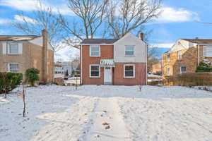 featured image of 724 Ohio River Blvd