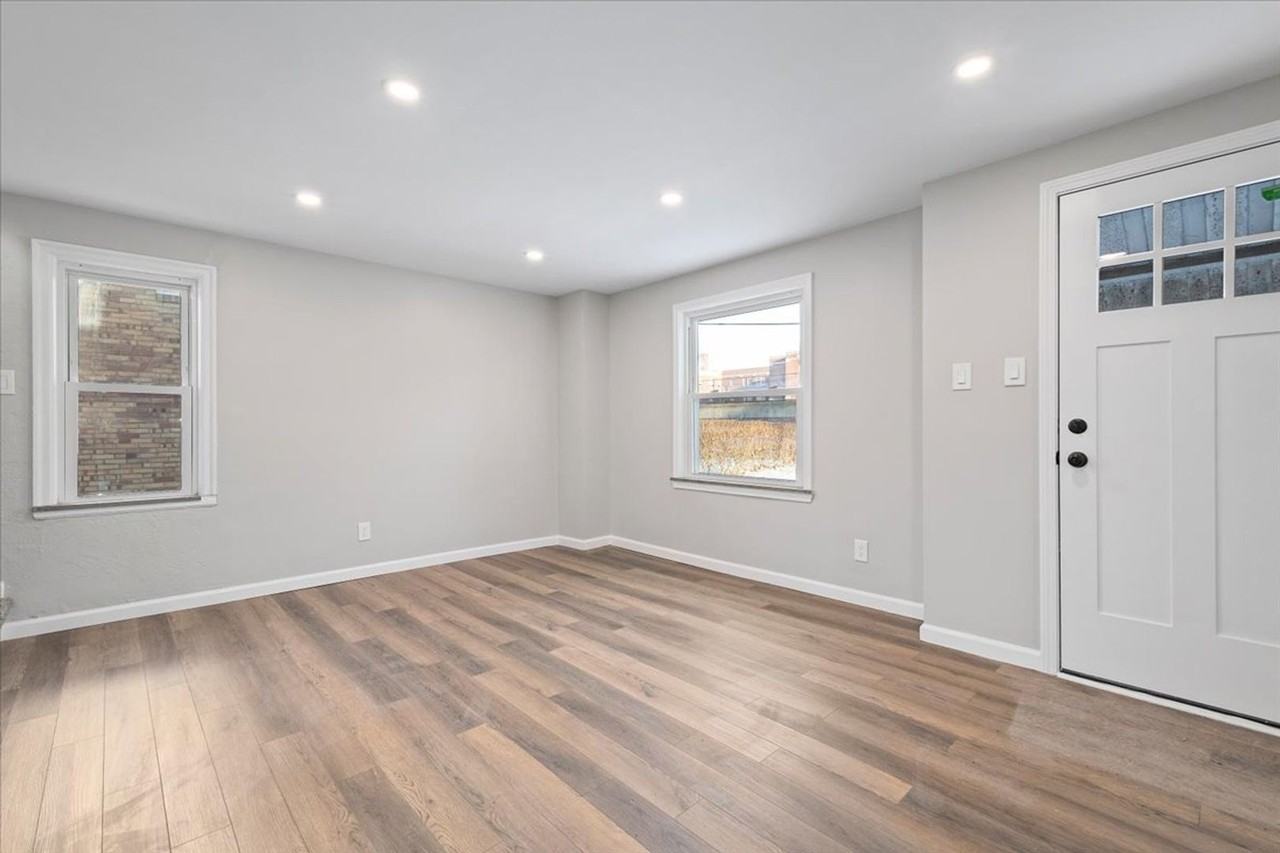 724 Ohio River Blvd - Photo 5 of 35