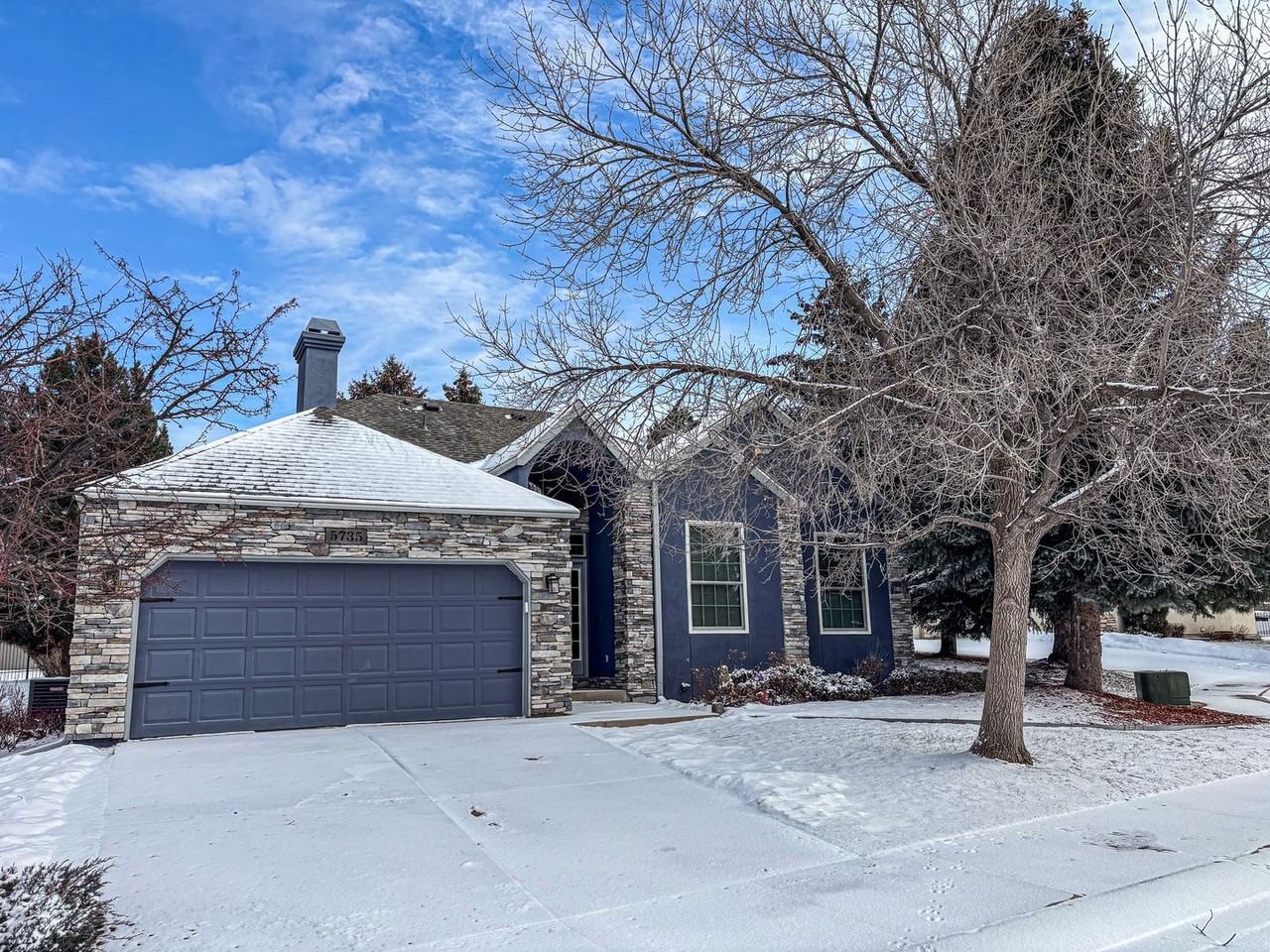 5735 Velvet Ct - Photo 2 of 31