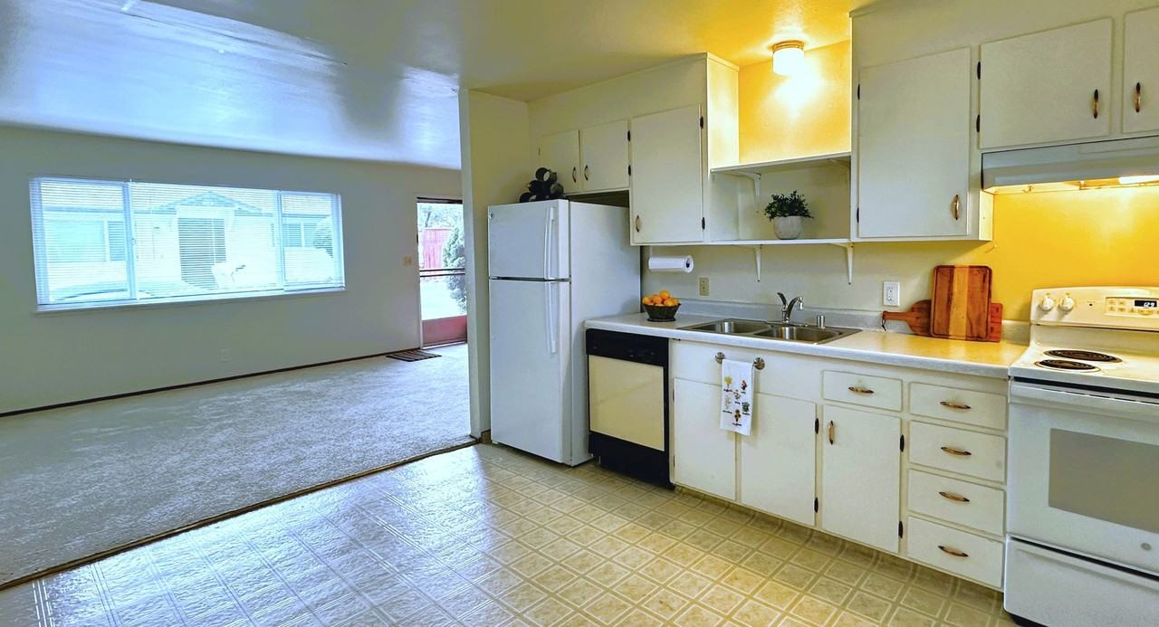 8790 Petaluma Hill Rd - Photo 5 of 15