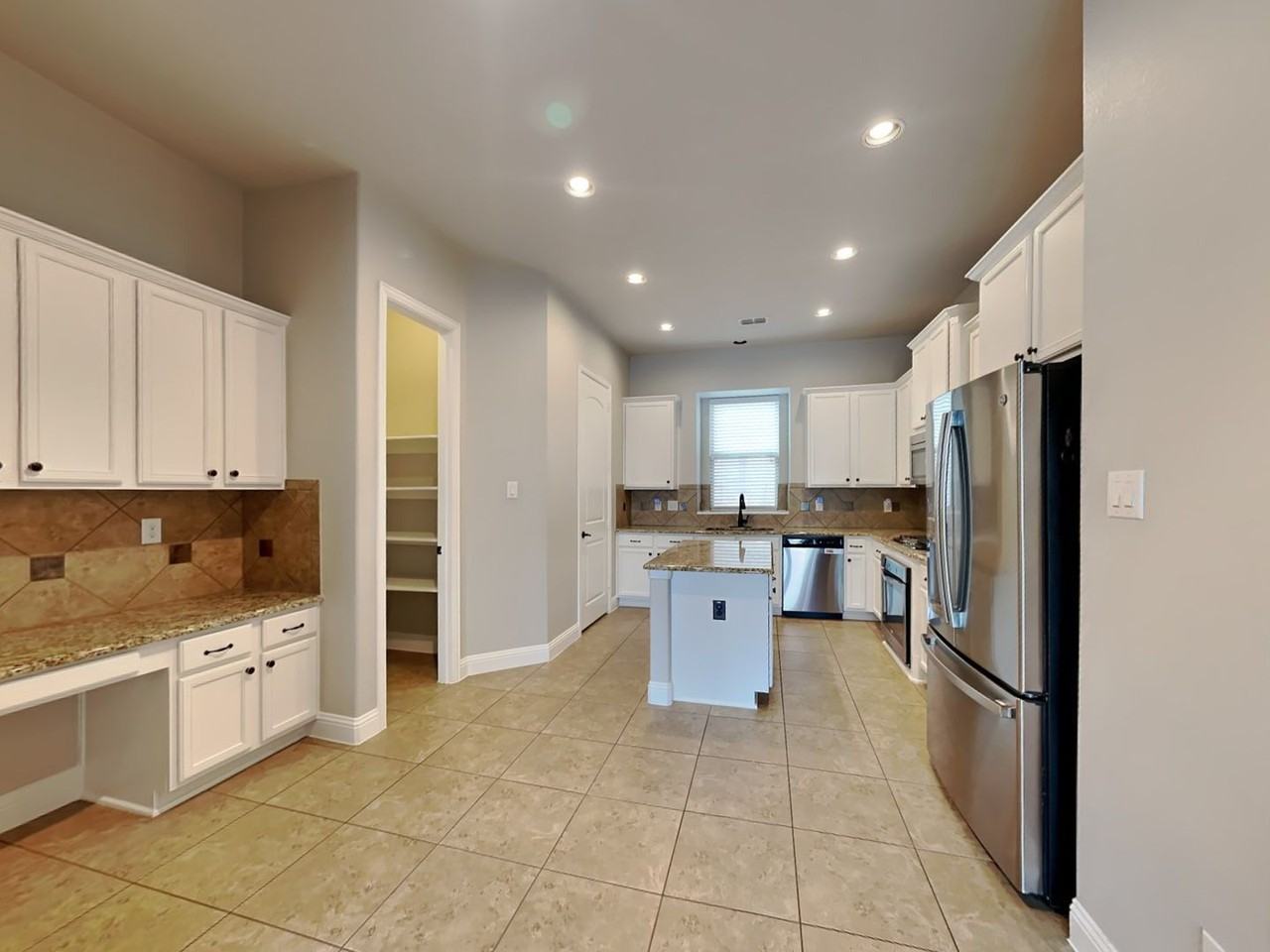 11956 Tranquil Cv - Photo 4 of 22