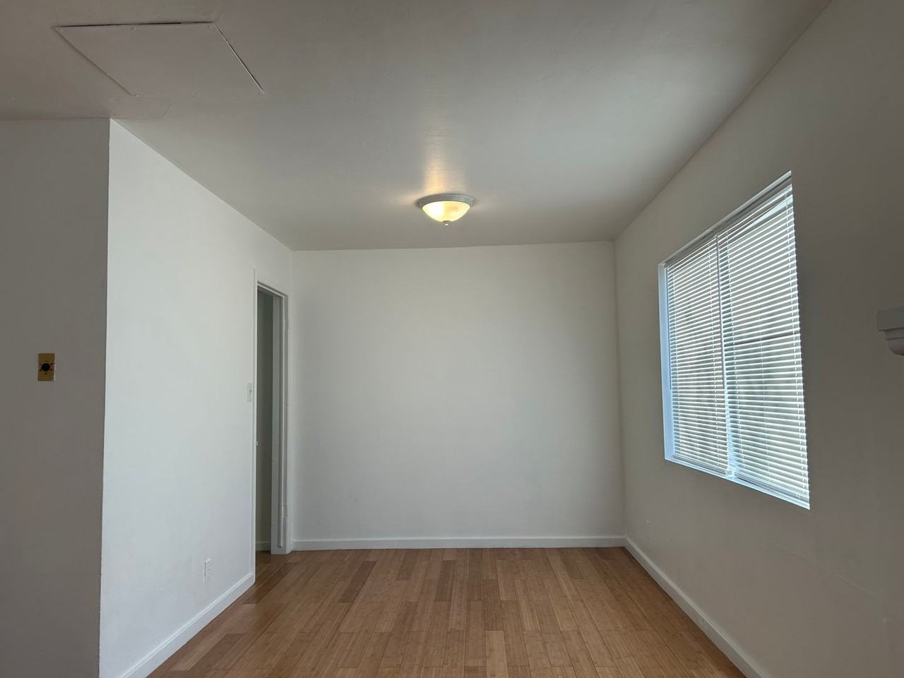 1295 Floral Ave - Photo 3 of 16