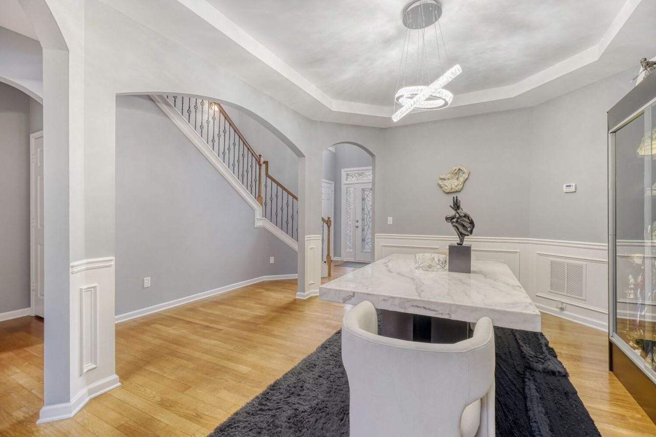 4110 Bigsage Dr - Photo 4 of 16