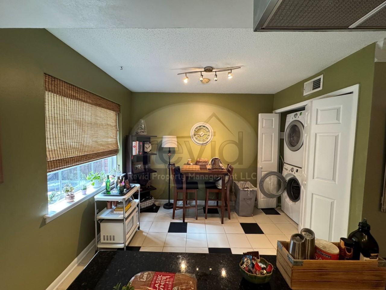 531 Peabody Sq - Photo 3 of 15