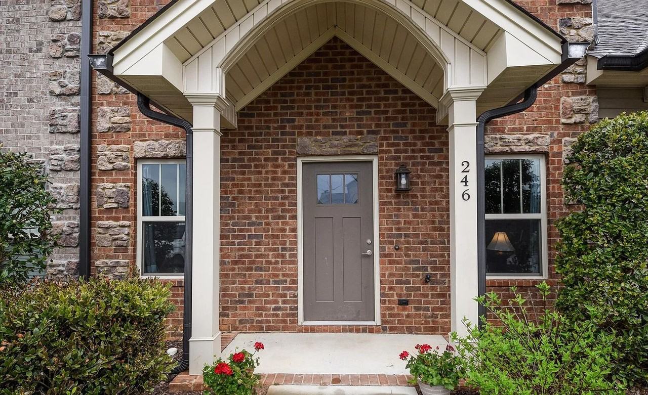 246 Bellingham Dr Ne - Photo 2 of 12