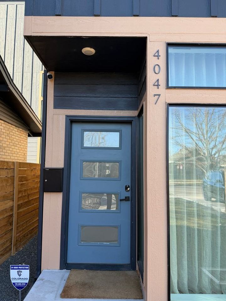 4047 Shoshone St - Photo 2 of 28