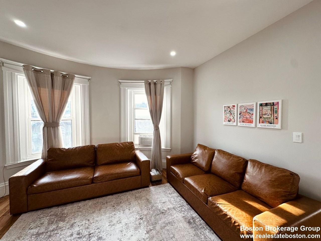 676 Massachusetts Ave - Photo 3 of 14