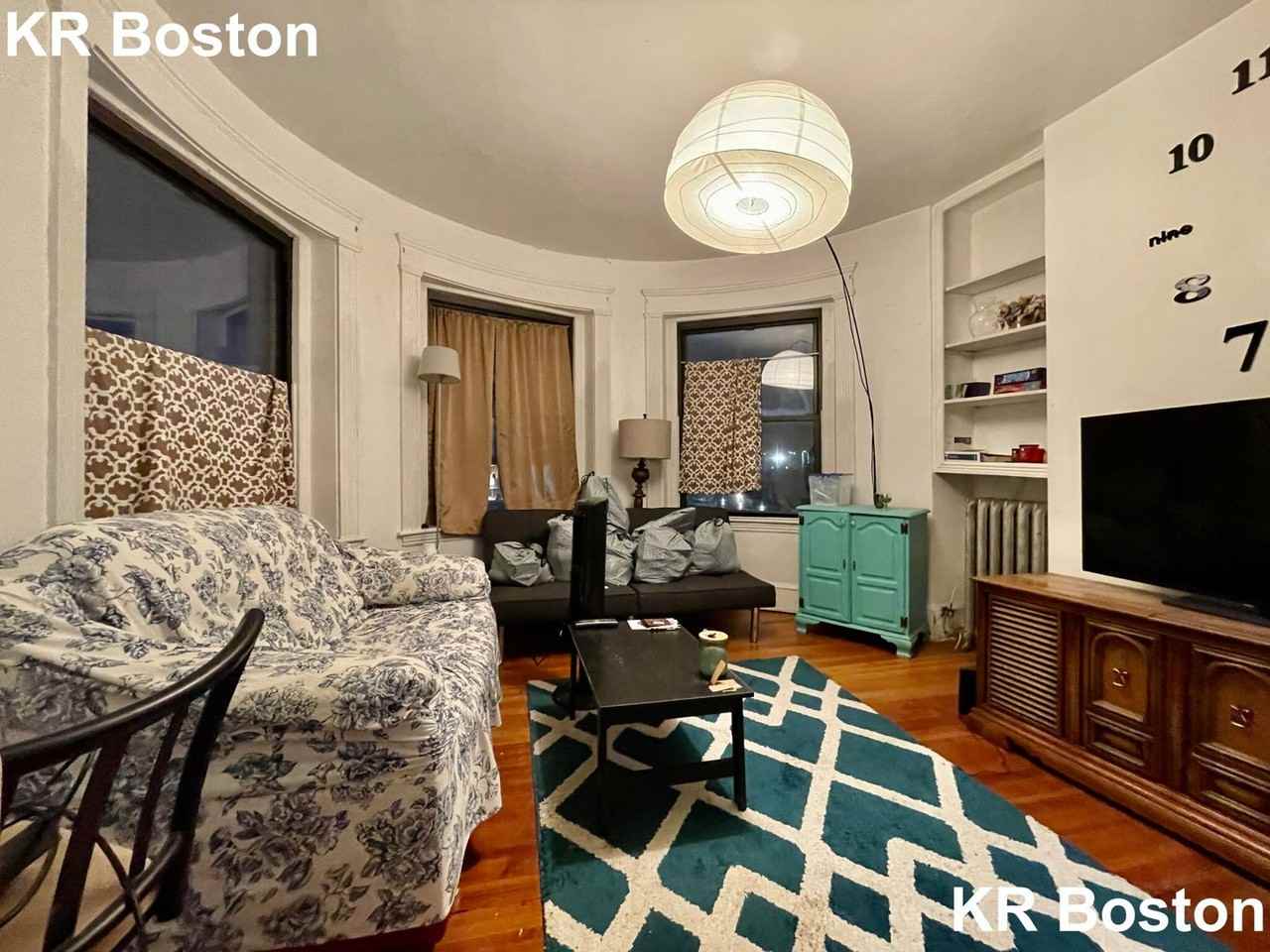 247 Harvard Ave - Photo 2 of 6