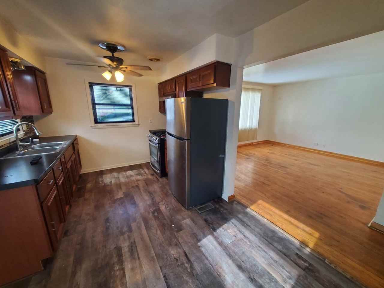 4556 N 71st St - Photo 4 of 17