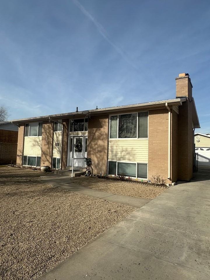 1416 W Harris Ave - Photo 2 of 25