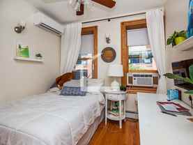 137 Charles St - Photo 1 of 1