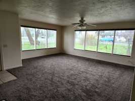 featured image of 233 N 5th St