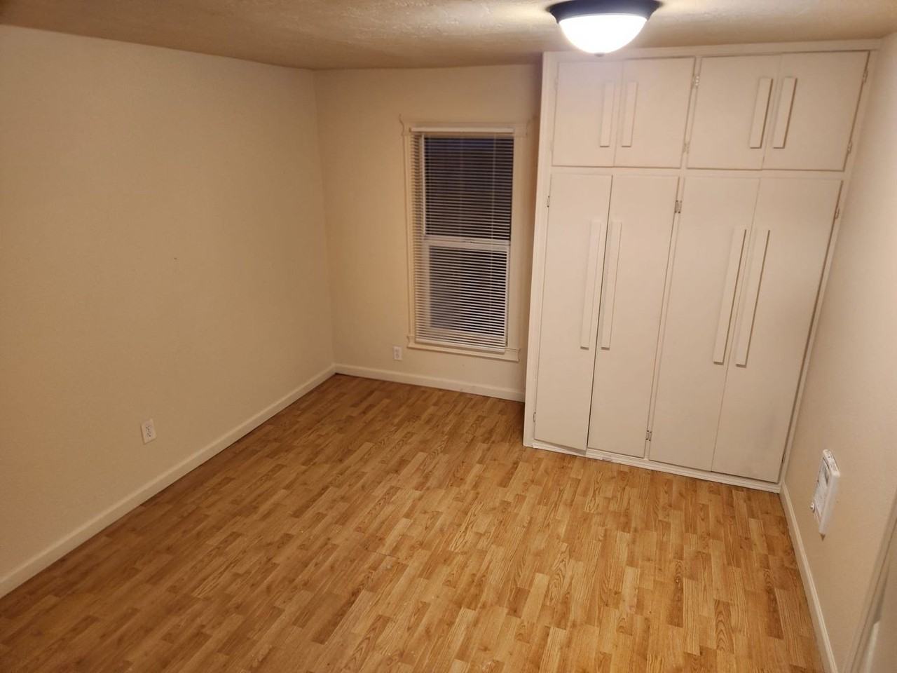 233 N 5th St - Photo 5 of 16