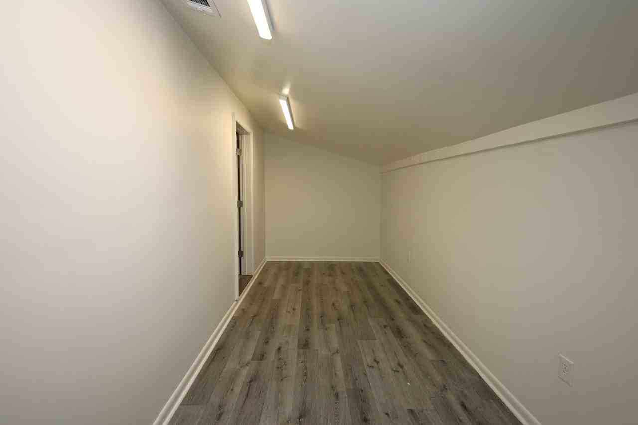 743 E Brookwood Dr - Photo 6 of 8