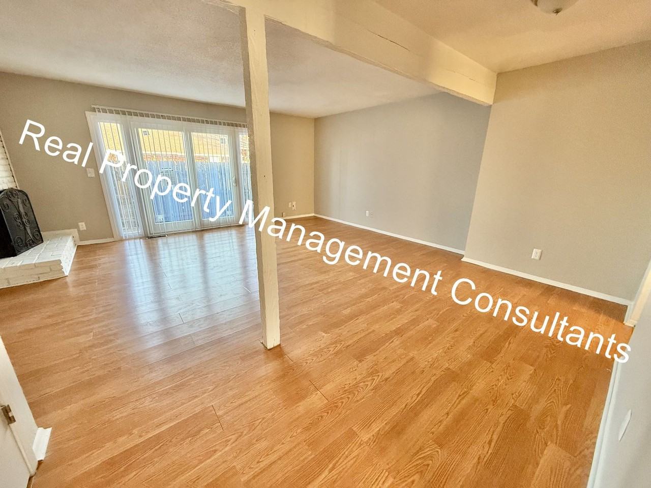 3327 Bridge Manor Dr - Photo 5 of 27