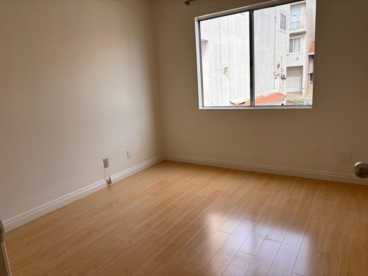 995 Figueroa Ter - Photo 4 of 31