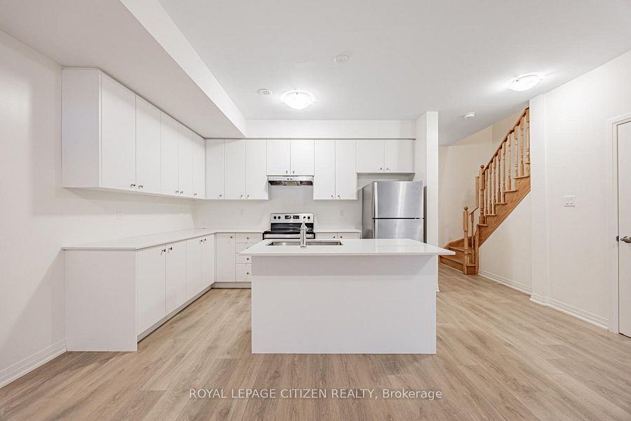 32 Emmas Way - Photo 3 of 13