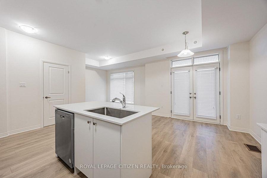 32 Emmas Way - Photo 4 of 13