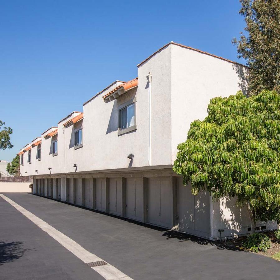 6191 Orange Ave - Photo 4 of 13