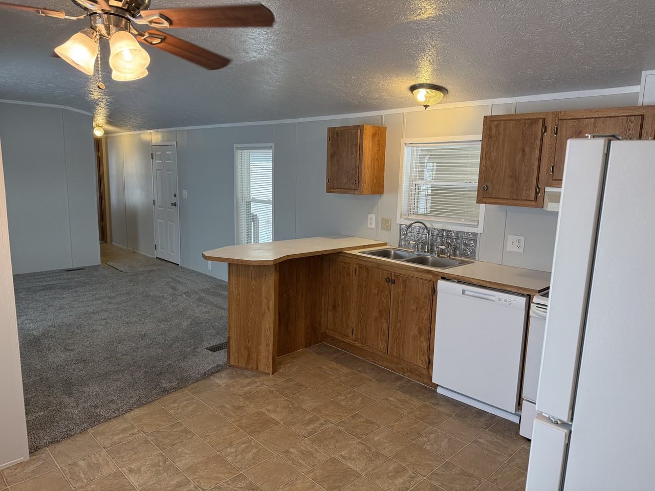 13 James River Blvd #13 - Photo 3 of 11