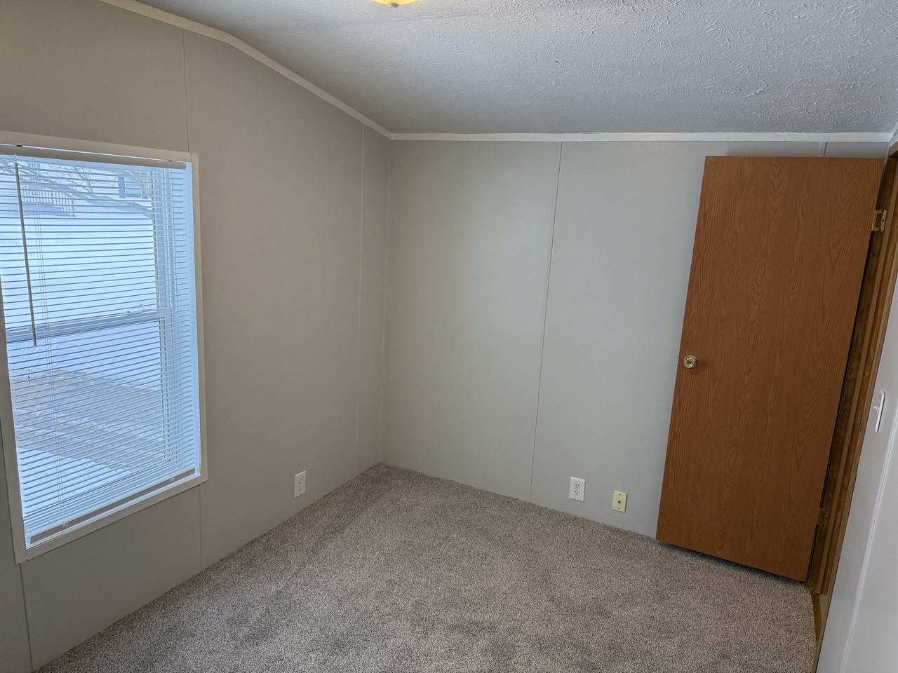 13 James River Blvd #13 - Photo 7 of 11