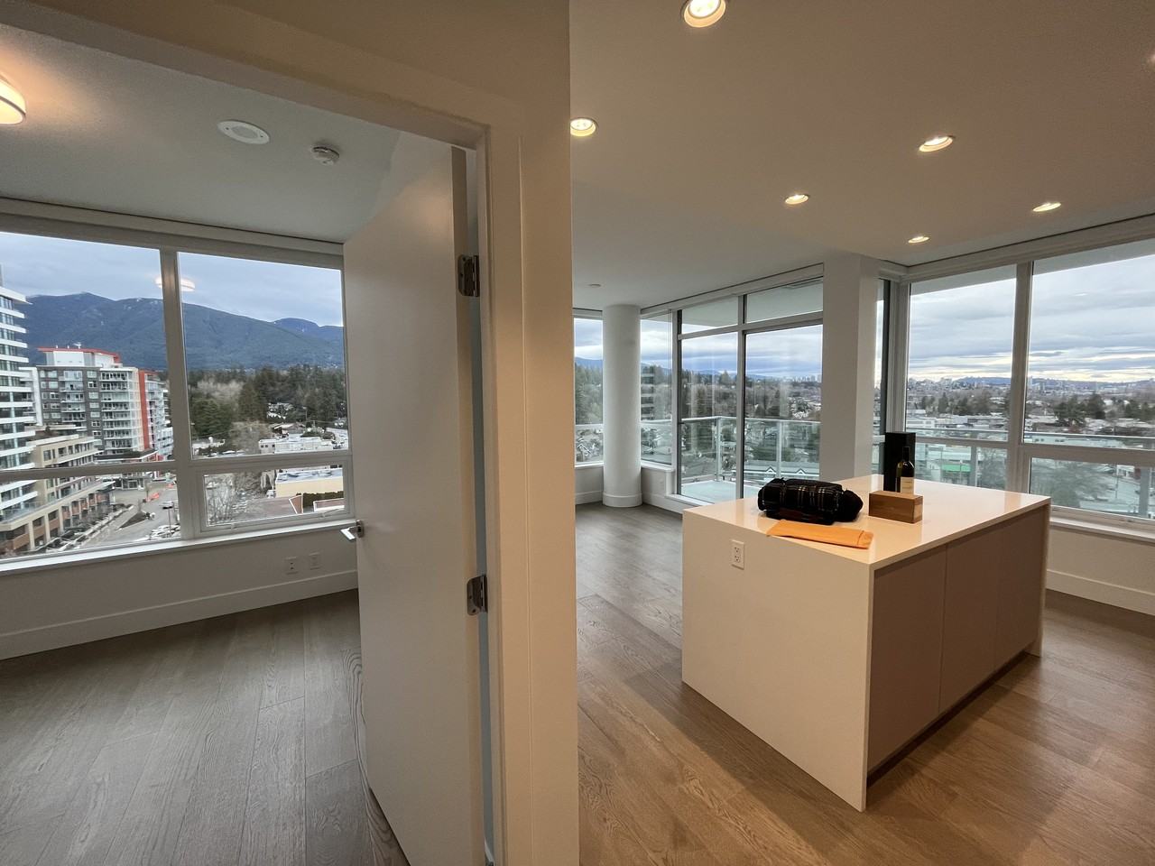 1632 Lions Gate Lane #901 - Photo 3 of 15