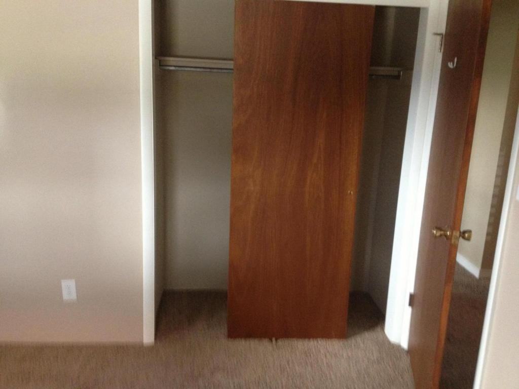 415 W 38th St #2 - Photo 2 of 21