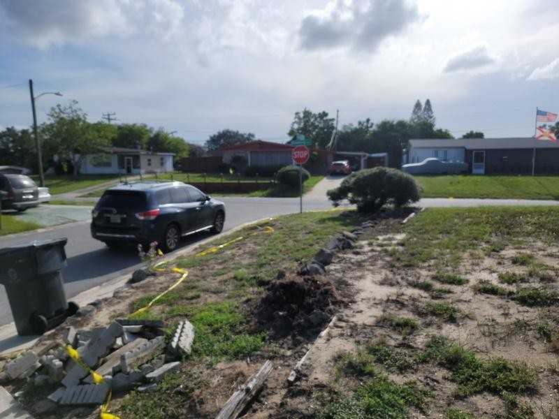 1700 Chaucer Rd - Photo 2 of 22