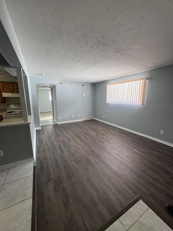 3893 Bennett Rd - Photo 4 of 9