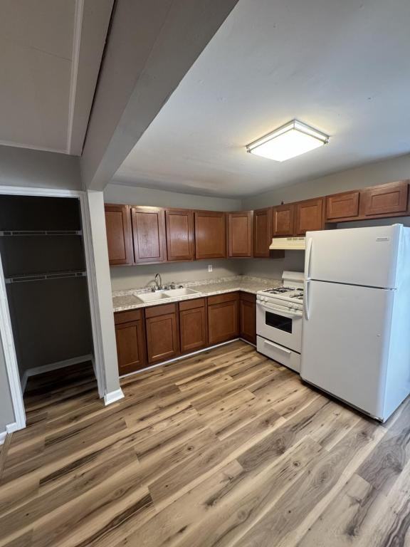 6218 Elbrook Ave - Photo 2 of 12