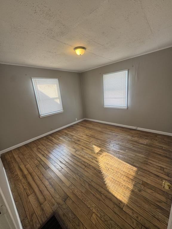 6218 Elbrook Ave - Photo 7 of 12