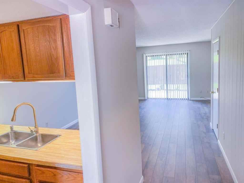 746 Martin Luther King Jr Blvd - Photo 2 of 20