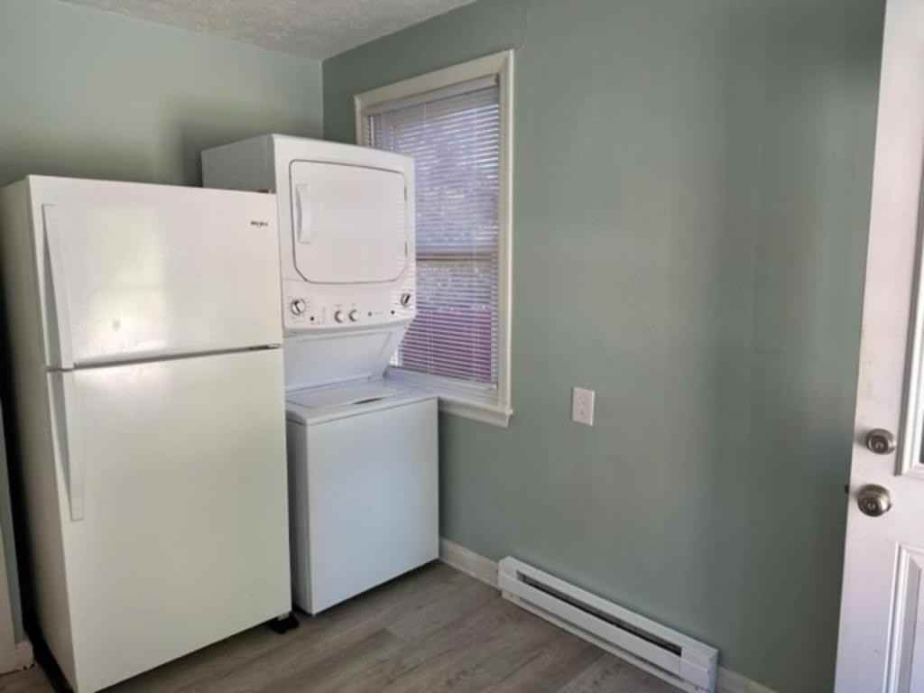 215 Carson Ct - Photo 4 of 27