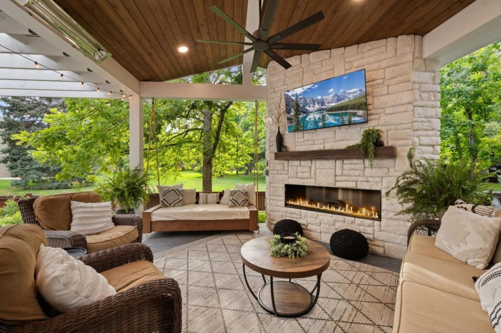 2625 Jewelstone Ct - Photo 2 of 25